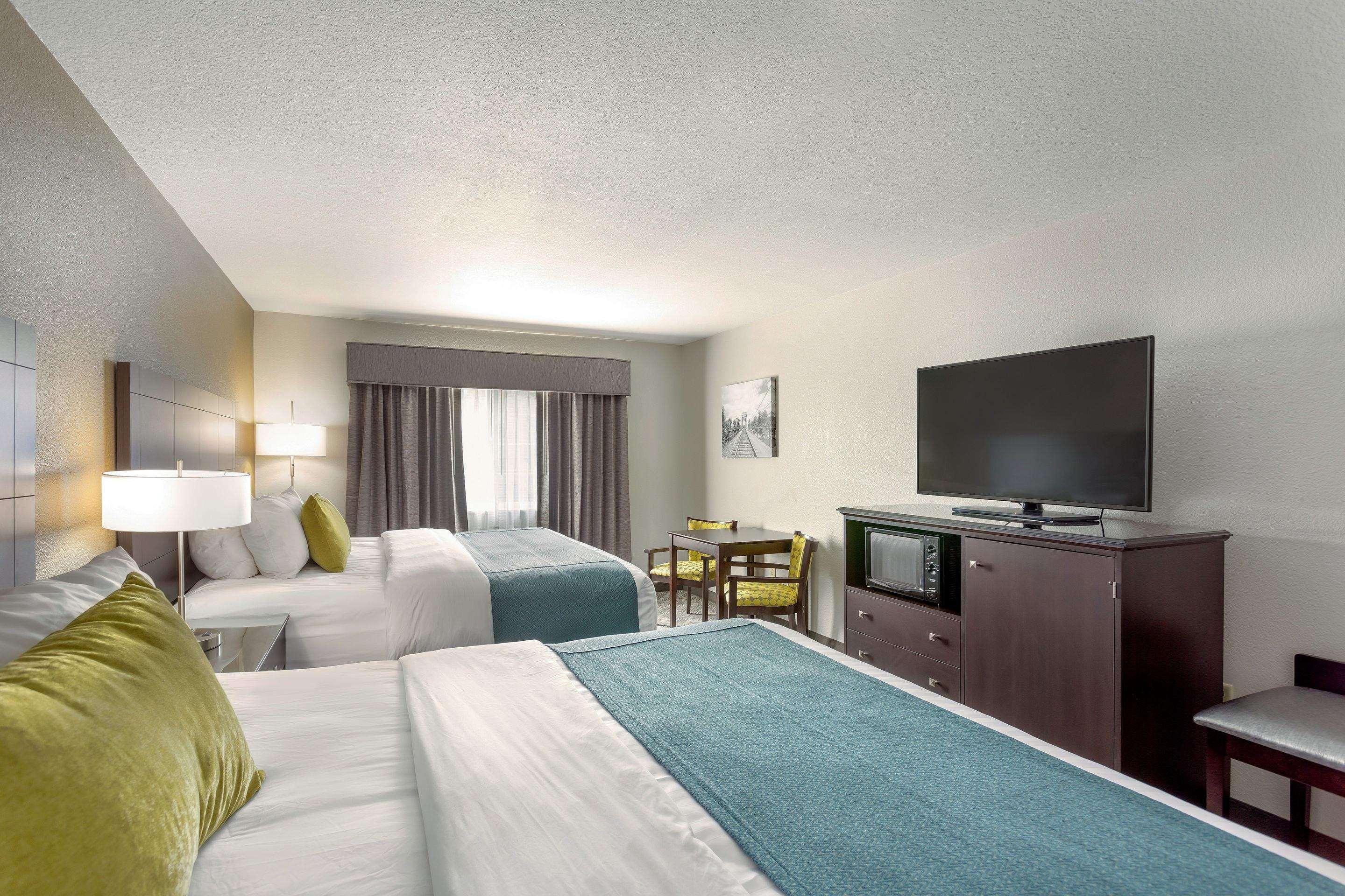 Comfort Inn & Suites Tualatin - Lake Oswego South Экстерьер фото